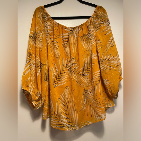 White House Black Market Tops - White House Black Market Women’s Yellow Flowy Shirt Size XL